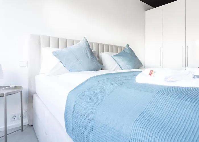 Belnoir By Bright Aparthotel