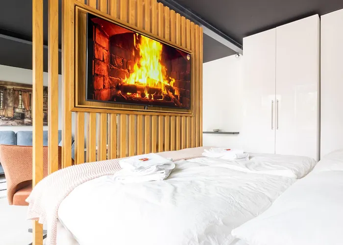 Aparthotel Belnoir By Bright 3*