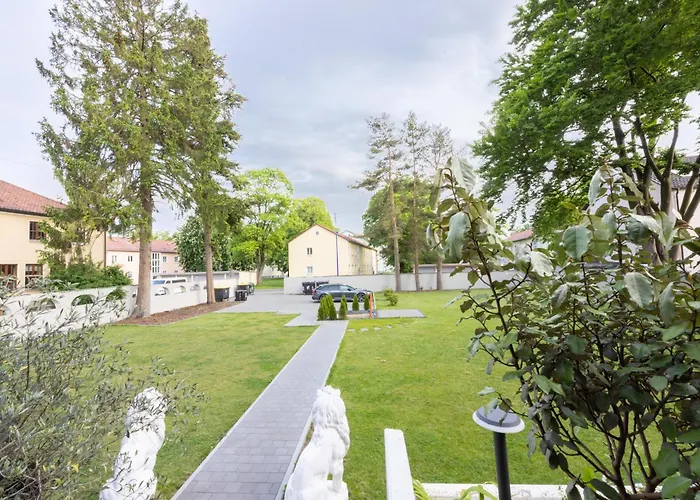 Belnoir By Bright Aparthotel